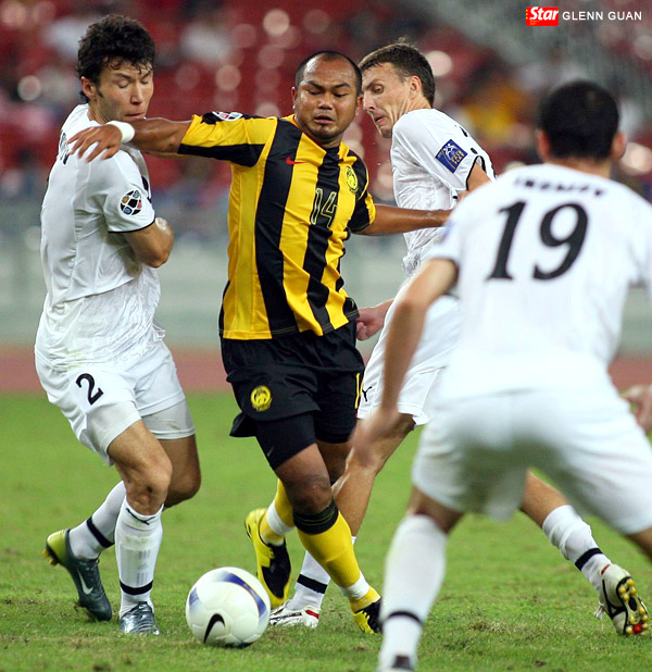 AFC Asian Cup 2007.. China vs Iran - PhotoMalaysia Community